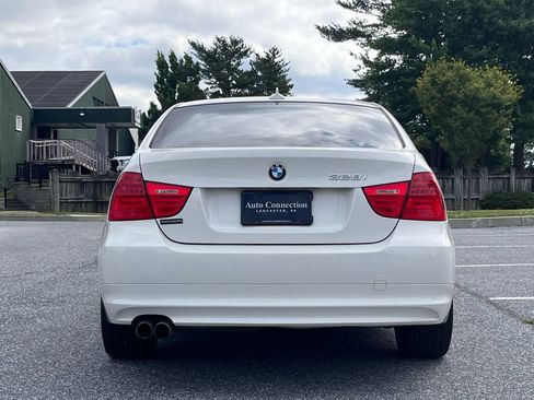 Used 2011 BMW 328i xDrive Sedan AWD/4WD image 6