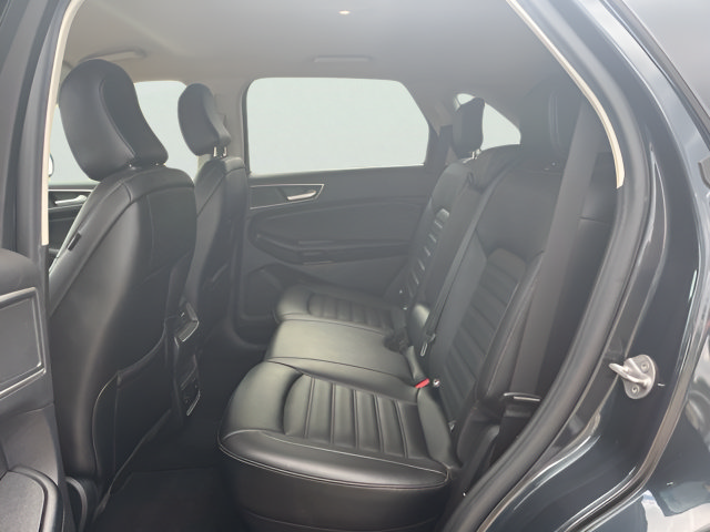 Used 2022 Ford Edge SEL w/ Convenience Package AWD/4WD image 33