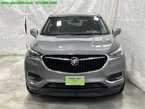 Used 2019 Buick Enclave Essence image 19