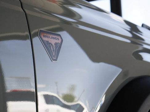 Used 2024 Ford Bronco Badlands AWD/4WD image 27