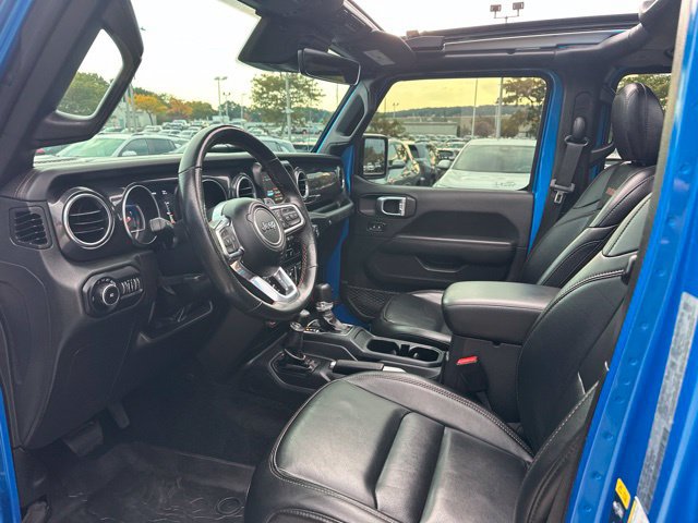 Used 2022 Jeep Wrangler Unlimited Rubicon w/ Trailer Tow Package AWD/4WD image 6