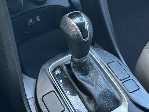 Used 2018 Hyundai Santa Fe Sport FWD image 21