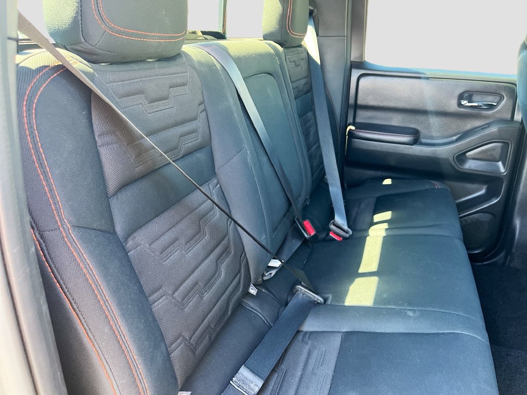 Used 2025 Nissan Frontier PRO-4X AWD/4WD image 24
