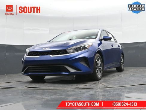 Used 2024 Kia Forte LXS image 40