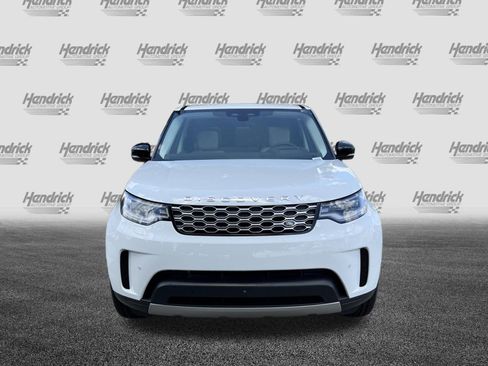 Used 2024 Land Rover Discovery S AWD/4WD image 3
