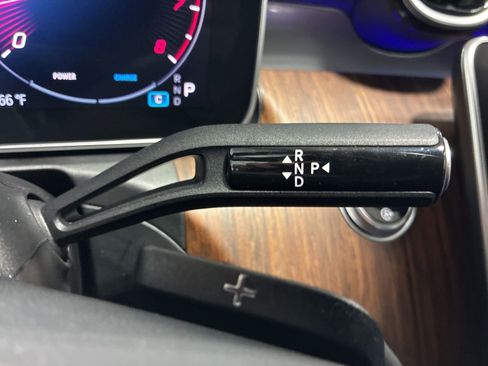 Used 2025 Mercedes-Benz C 300 4MATIC Sedan image 14