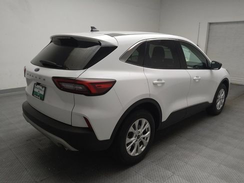 Used 2023 Ford Escape Active FWD image 9