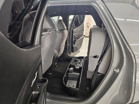 Used 2022 Hyundai Santa Cruz SEL image 33