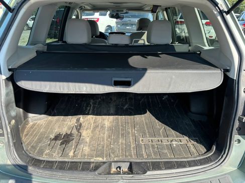 Used 2017 Subaru Forester 2.5i Premium w/ Popular Package #2A AWD/4WD image 15
