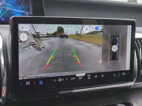 New 2026 Ford Expedition Platinum image 23