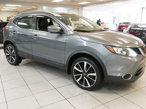 Used 2019 Nissan Rogue Sport SL w/ Premium Package AWD/4WD image 14