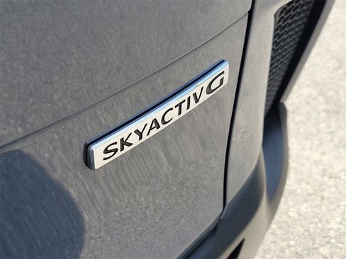 Used 2025 MAZDA CX-50 AWD 2.5 S w/ Preferred Package image 6