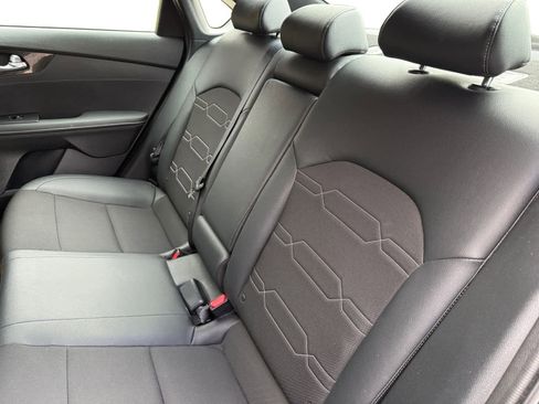 Used 2024 Kia Forte GT-Line w/ GT-Line Premium Package image 13