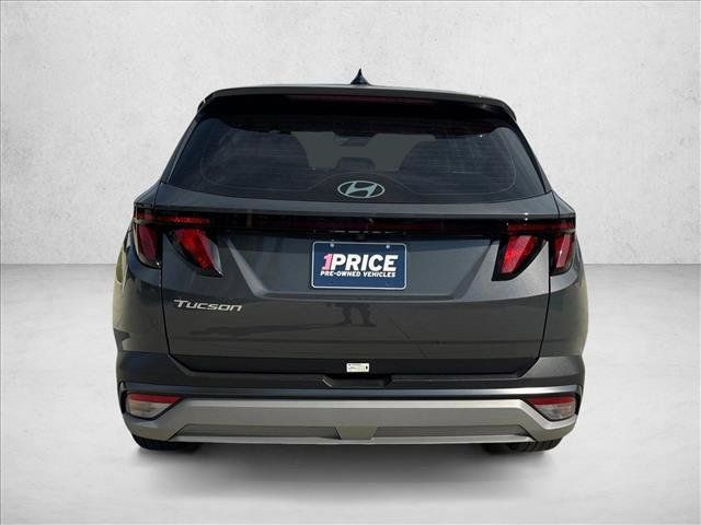 Used 2025 Hyundai Tucson SE FWD image 7