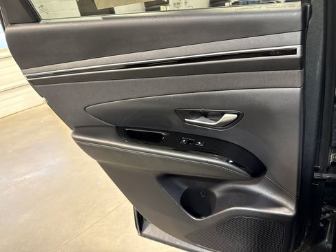 Used 2022 Hyundai Tucson Limited image 12