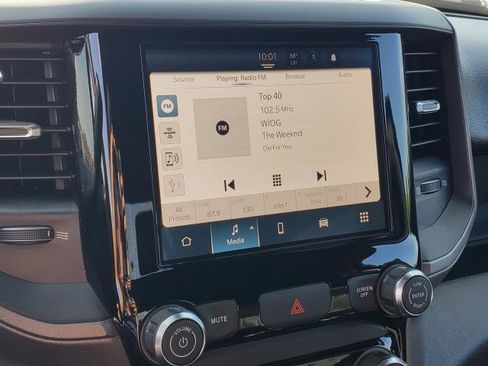 New 2026 RAM 2500 Tradesman AWD/4WD image 15