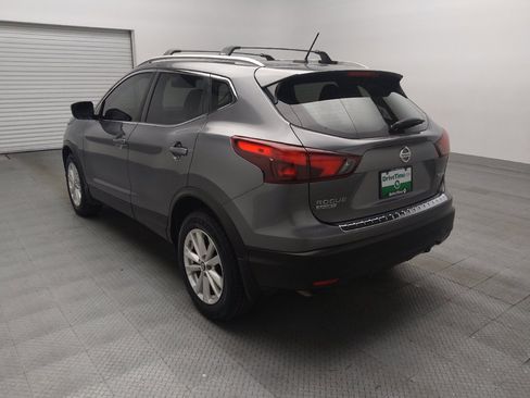 Used 2019 Nissan Rogue Sport SV AWD/4WD image 5