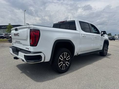Used 2025 GMC Sierra 1500 AT4 w/ AT4 Premium Package AWD/4WD image 6