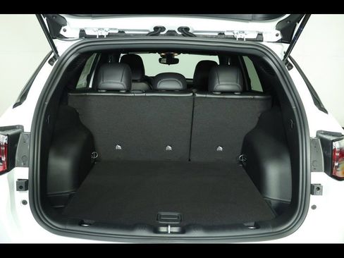 New 2026 Jeep Compass Latitude image 15