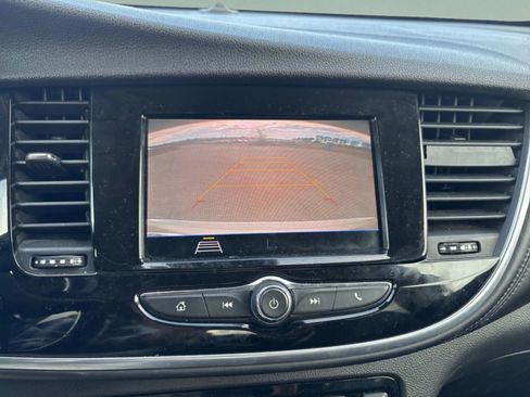 Used 2021 Buick Encore Preferred image 17