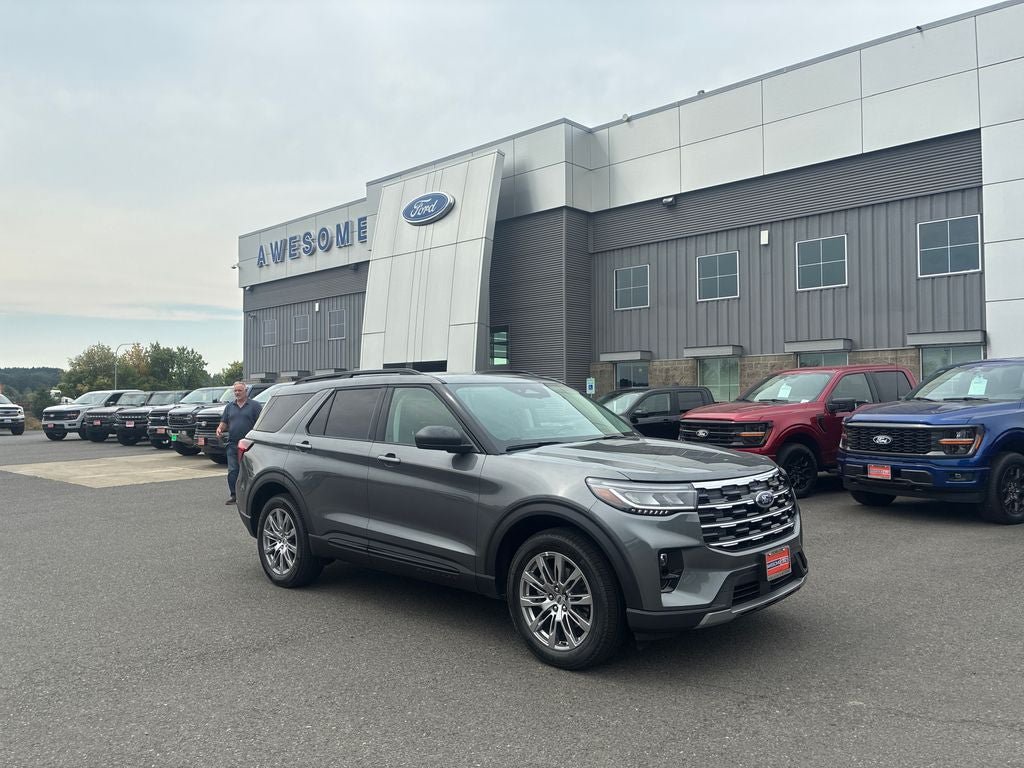 Used 2026 Ford Explorer Active w/ Active Comfort Package AWD/4WD image 11