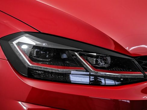 Used 2020 Volkswagen GTI SE FWD image 3