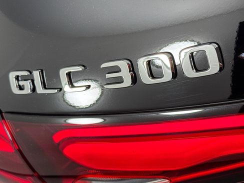 New 2026 Mercedes-Benz GLC 300 4MATIC image 8