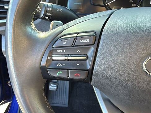 Used 2019 Hyundai Ioniq Plug-In Hybrid image 20