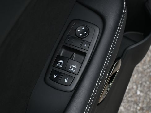 Used 2023 Dodge Challenger SRT Hellcat image 29