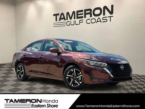 Used 2025 Nissan Sentra SV image 1