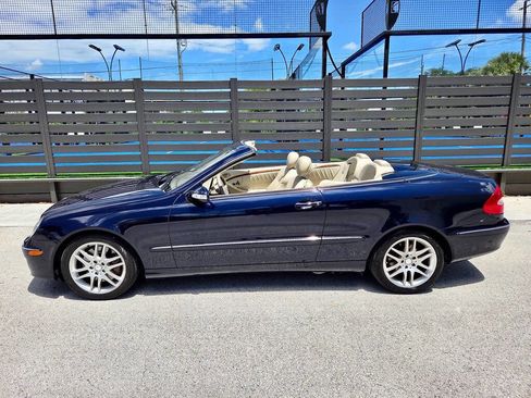 Used 2008 Mercedes-Benz CLK 350 Cabriolet image 11