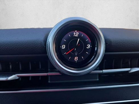 Used 2024 Maserati Grecale GT image 26