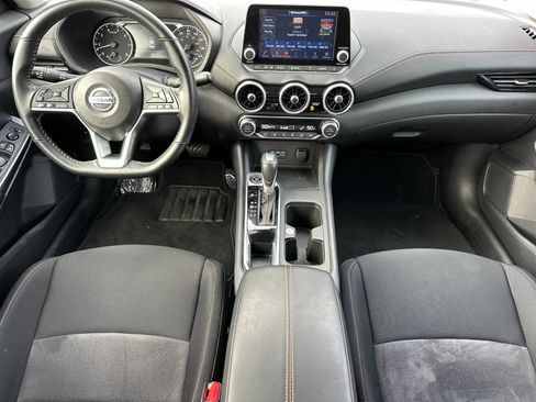 Used 2023 Nissan Sentra SR w/ Midnight Edition Package image 12