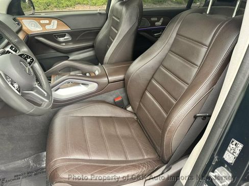 Used 2020 Mercedes-Benz GLS 580 4MATIC image 19