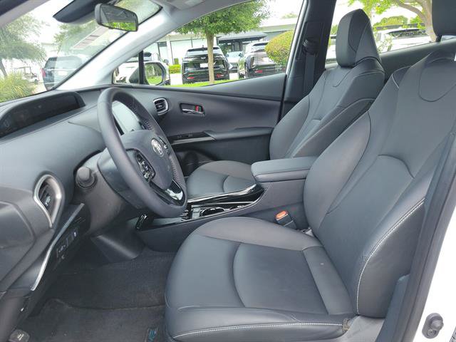 Used 2021 Toyota Prius Prime XLE w/ Carpet Mat Package (TMS) FWD image 11