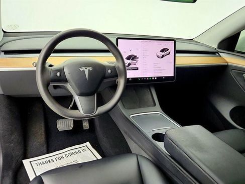Used 2023 Tesla Model Y Long Range AWD/4WD image 12