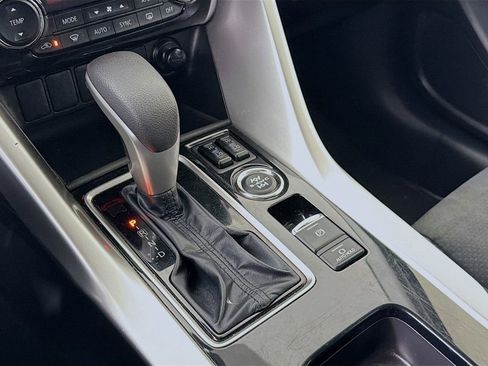 Used 2024 Mitsubishi Eclipse Cross SE image 20