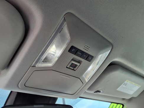 Certified 2022 Toyota RAV4 LE AWD/4WD image 26