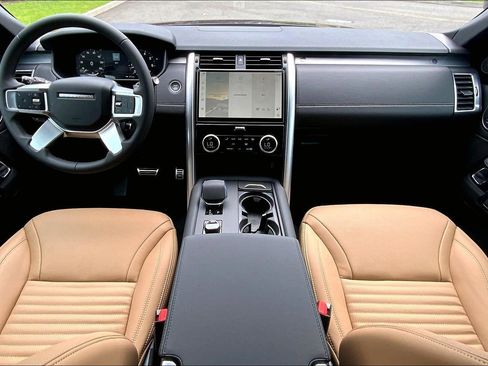 New 2026 Land Rover Discovery Limited Edition AWD/4WD image 5