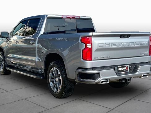Used 2023 Chevrolet Silverado 1500 High Country w/ Z71 Off-Road Package AWD/4WD image 12