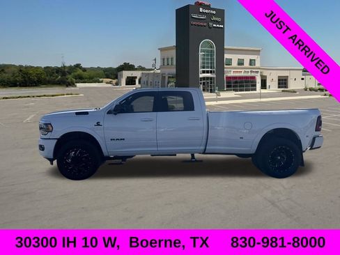 Used 2022 RAM 3500 Limited AWD/4WD image 1