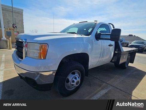 Used 2013 GMC Sierra 3500 W/T image 1