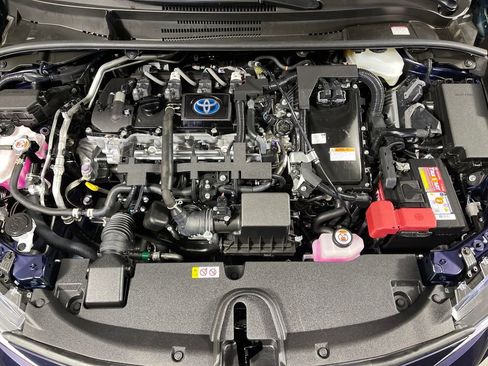 Certified 2022 Toyota Corolla LE w/ Carpet Mat Package (TMS) image 9