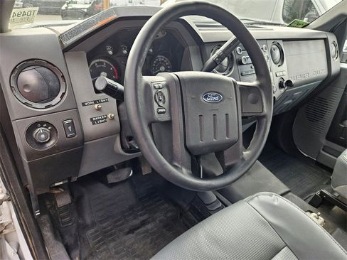 Used 2016 Ford F450 XL w/ Power Equipment Group image 13