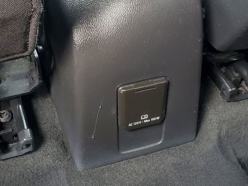 Used 2018 Chevrolet Trax LT FWD image 25