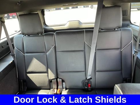 Used 2021 Cadillac Escalade ESV Premium Luxury w/ Driver Assist Tech Package image 26