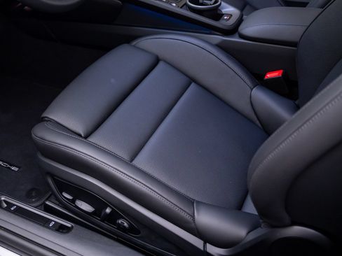 New 2026 Porsche 911 Carrera RWD image 16