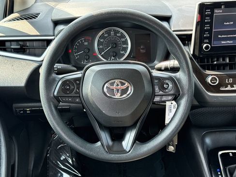 Used 2020 Toyota Corolla LE FWD image 12
