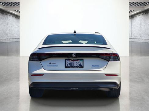 Used 2024 Honda Accord Sport image 7