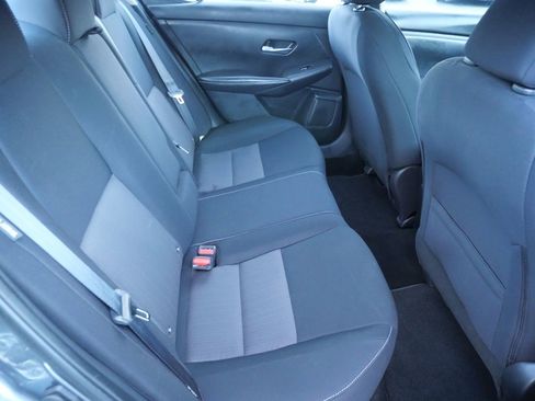 Used 2021 Nissan Sentra SV image 25